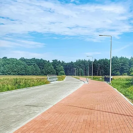 ホームステイ Oliwka ウストカ